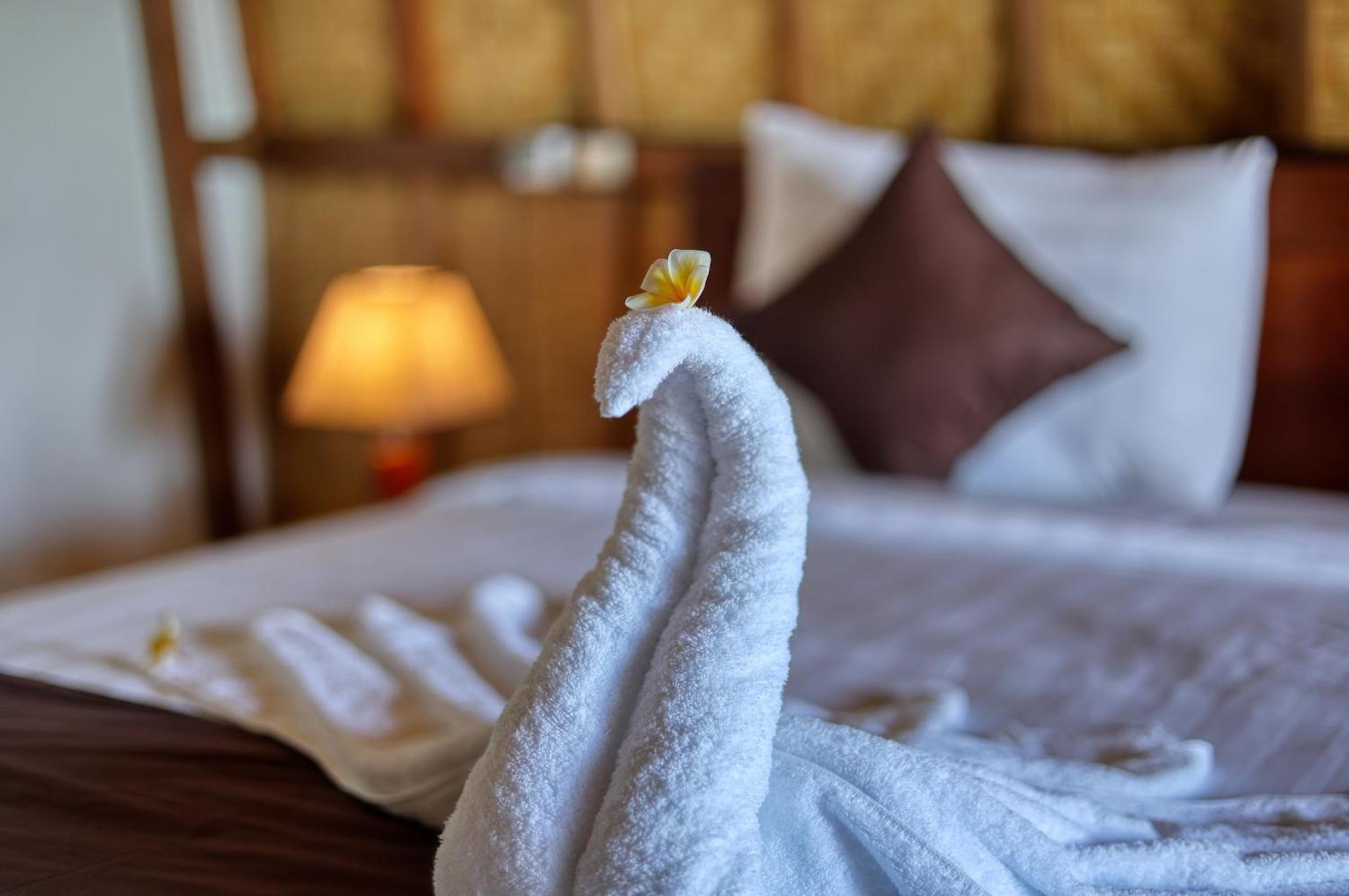 D Sebuluh Bungalow Batumadeg Номер фото