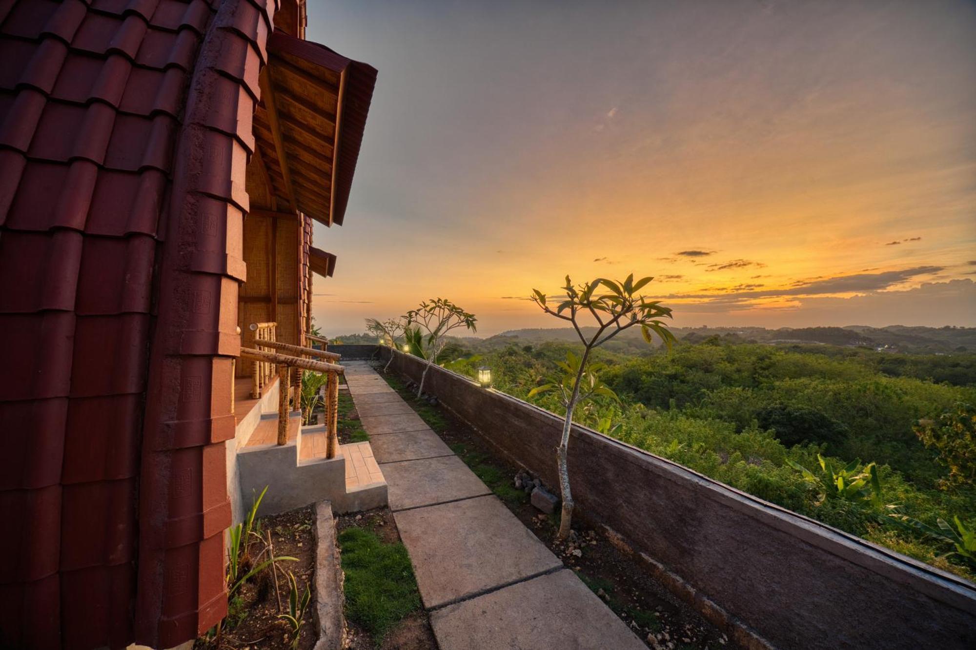 D Sebuluh Bungalow Batumadeg Экстерьер фото