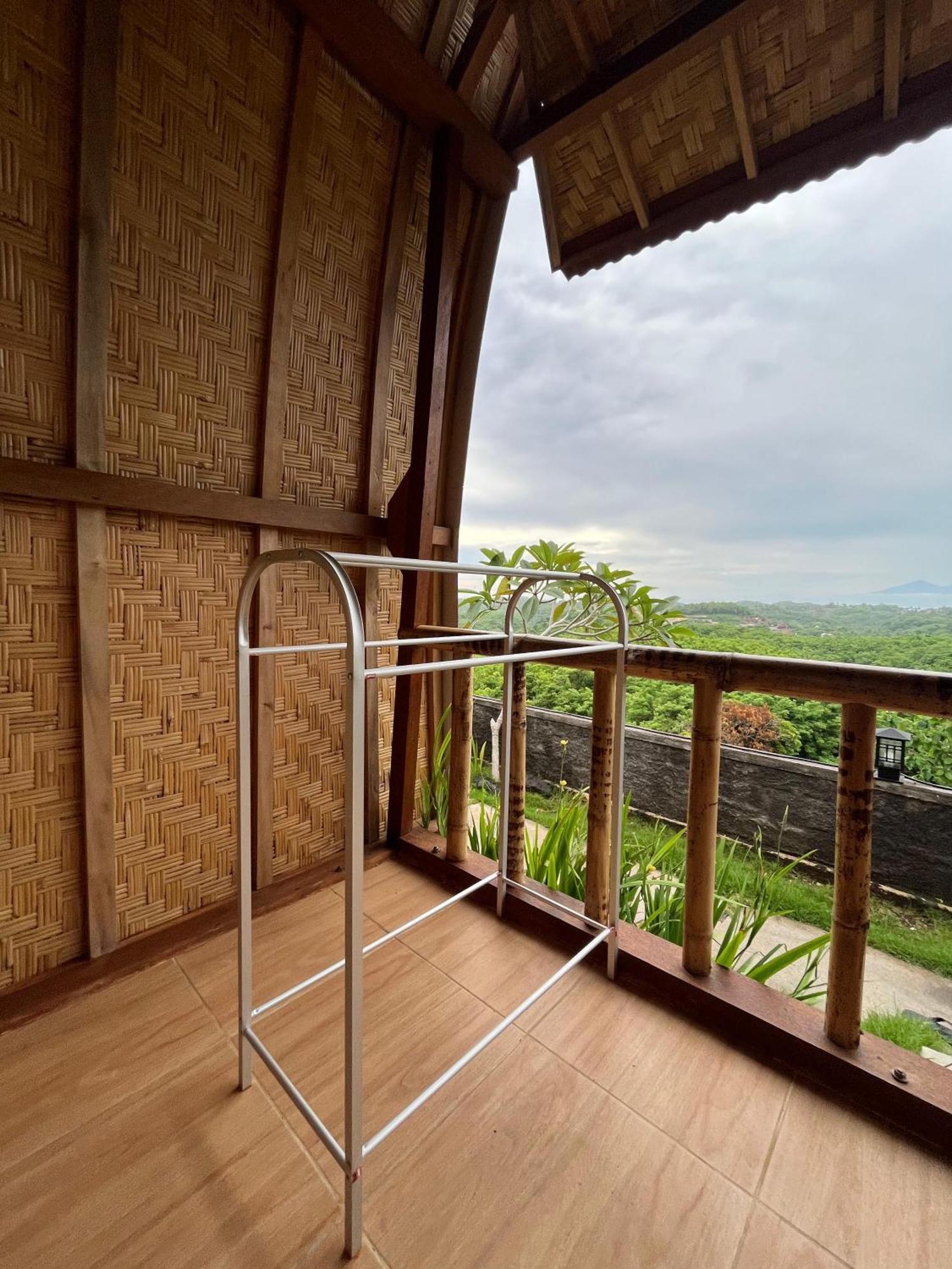D Sebuluh Bungalow Batumadeg Номер фото